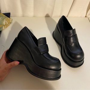 Delia’s platform shoes